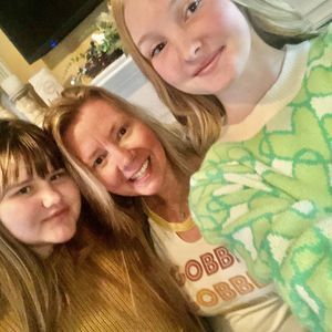 Meet your Posher, Christy